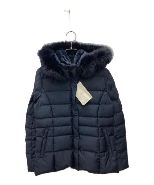 INDIVI（インディヴィ）INDIVI (インディヴィ) フォックスファーショート丈リサイクルダウンコート ネイビー サイズ:36の古着・服飾アイテム