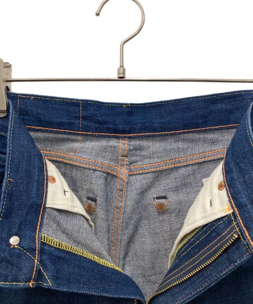 LEVI'S VINTAGE CLOTHING（リーバイス ビンテージ クロージング）LEVI'S VINTAGE CLOTHING (リーバイス ビンテージ クロージング) 701復刻デニムパンツ インディゴ サイズ:W28の古着・服飾アイテム