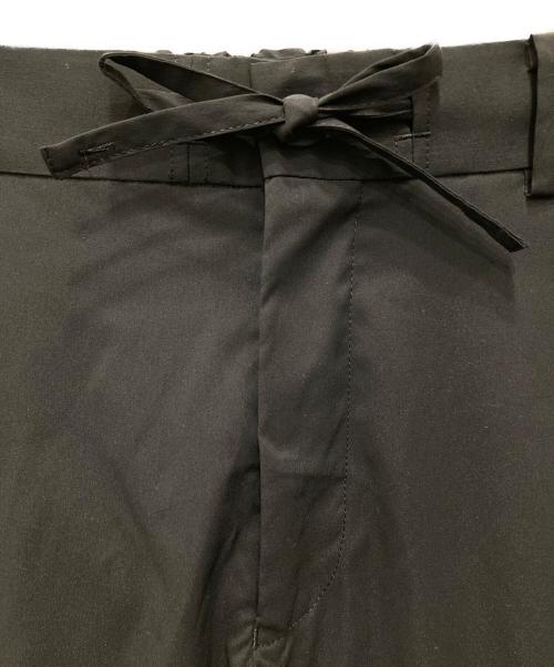 SHIPS（シップス）SHIPS (シップス) PERTEXテーパードパンツ ブラック サイズ:XLの古着・服飾アイテム