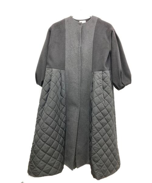 CAROLINA GLASER（カロリナ グレイサー）CAROLINA GLASER (カロリナ グレイサー) 配色キルティングコート ブラック サイズ:Fの古着・服飾アイテム