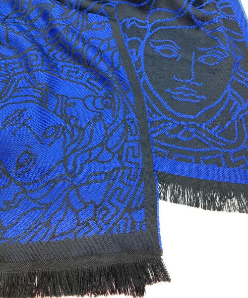 VERSACE（ヴェルサーチェ）VERSACE (ヴェルサーチェ) メデューサウールストール ブルーの古着・服飾アイテム