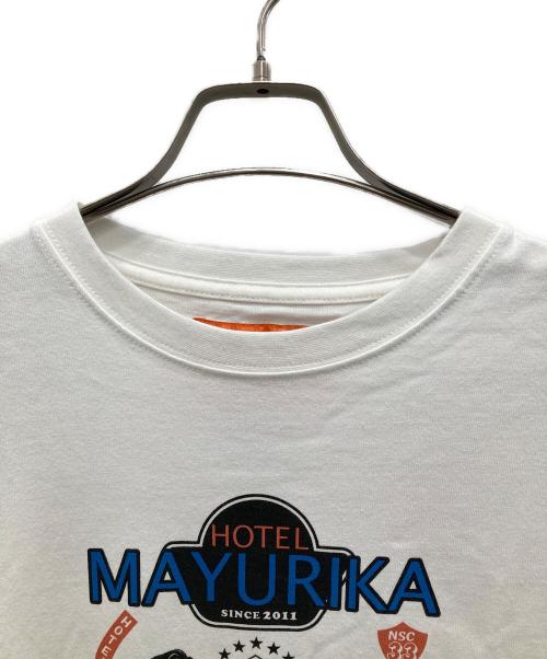 UNIVERSAL OVERALL（ユニバーサルオーバーオール）UNIVERSAL OVERALL (ユニバーサルオーバーオール) コラボプリントTシャツ ホワイト サイズ:S 未使用品の古着・服飾アイテム