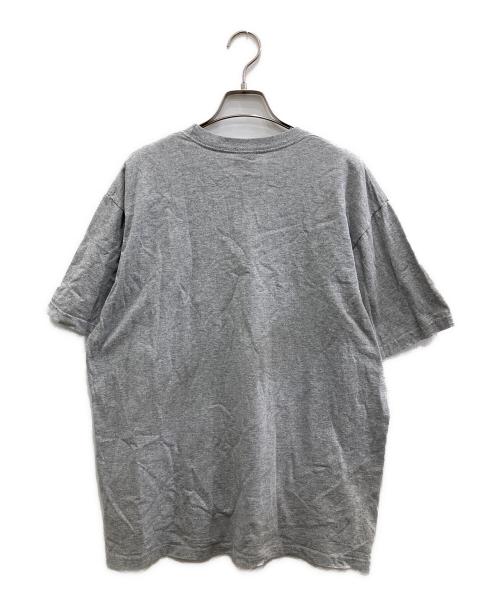 SUPREME（シュプリーム）Supreme (シュプリーム) Paris Tee/パリス　ティー グレー サイズ:Mの古着・服飾アイテム