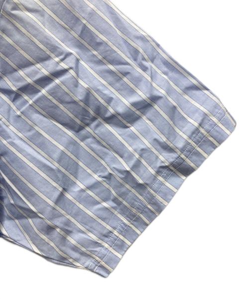 Onitsuka Tiger（オニツカタイガー）Onitsuka Tiger (オニツカタイガー) GRAPHIC TEE ホワイト×ブルー サイズ:Mの古着・服飾アイテム