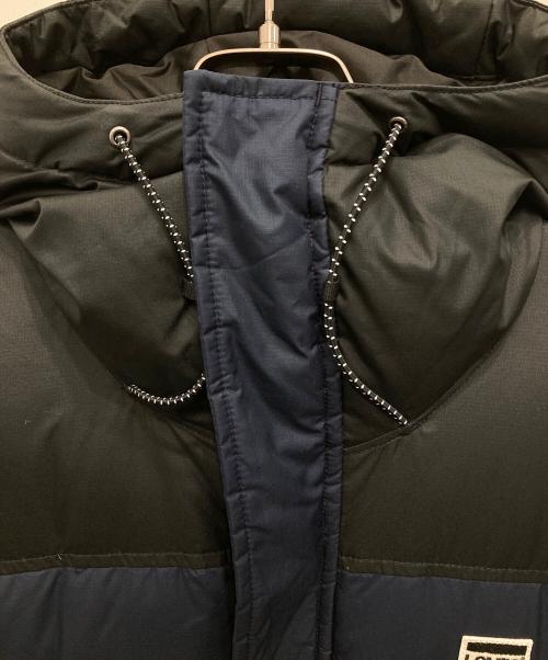LEVI'S（リーバイス）LEVI'S (リーバイス) ダウンジャケット ネイビー×ブラック サイズ:Sの古着・服飾アイテム