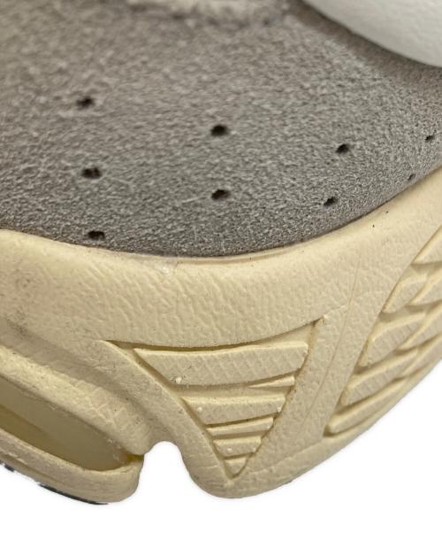 NEW BALANCE（ニューバランス）NEW BALANCE (ニューバランス) M2002RIA ホワイト サイズ:28の古着・服飾アイテム