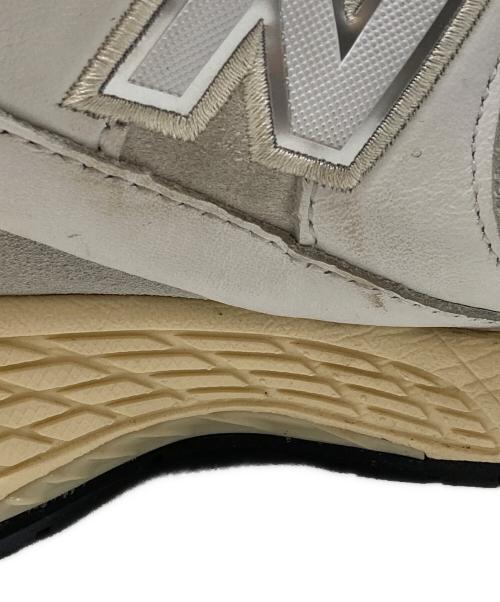 NEW BALANCE（ニューバランス）NEW BALANCE (ニューバランス) M2002RIA ホワイト サイズ:28の古着・服飾アイテム