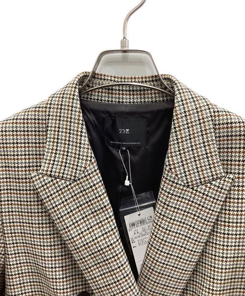 23区（ニジュウサンク）23区 (ニジュウサンク) ガンクラブチェックストレッチ ジャケット ベージュ サイズ:38 未使用品の古着・服飾アイテム