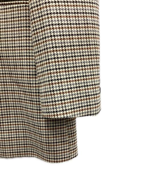 23区（ニジュウサンク）23区 (ニジュウサンク) ガンクラブチェックストレッチ ジャケット ベージュ サイズ:38 未使用品の古着・服飾アイテム