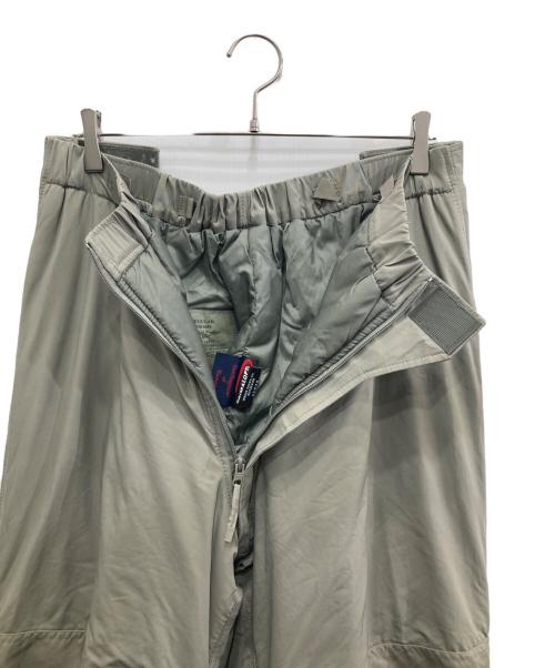 US ARMY（ユーエスアーミー）US ARMY (ユーエスアーミー) ECWCS LEVEL7 PRIMALOFT PANTS カーキ サイズ:MEDIUMの古着・服飾アイテム