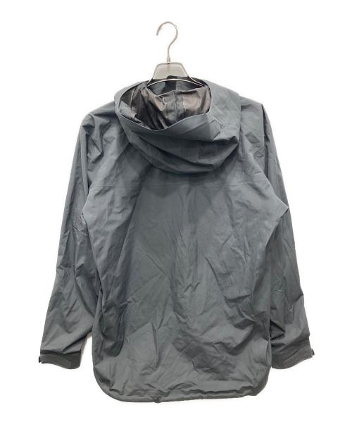 ARC'TERYX（アークテリクス）ARC'TERYX (アークテリクス) LEAF ALPHA LT JACKET グレー サイズ:Mの古着・服飾アイテム
