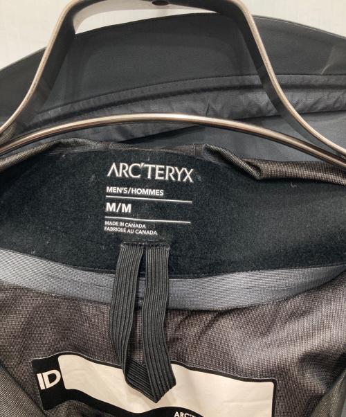 ARC'TERYX（アークテリクス）ARC'TERYX (アークテリクス) LEAF ALPHA LT JACKET グレー サイズ:Mの古着・服飾アイテム