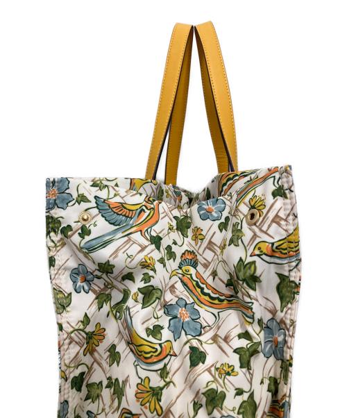 TORY BURCH（トリーバーチ）TORY BURCH (トリーバーチ) BLAKE PRINTED TOTE/ブレイク プリンテッド トート ホワイト×グリーンの古着・服飾アイテム