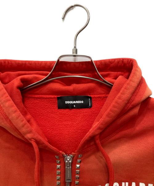 DSQUARED2（ディースクエアード）DSQUARED2 (ディースクエアード) スタッズ付きダメージ加工ジップアップパーカー オレンジ サイズ:Sの古着・服飾アイテム
