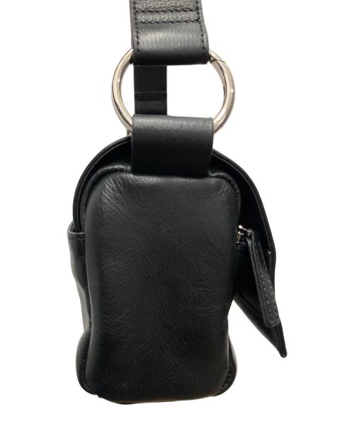 BEARDSLEY（ビアズリー）BEARDSLEY (ビアズリー) レザーボディバッグ ブラックの古着・服飾アイテム