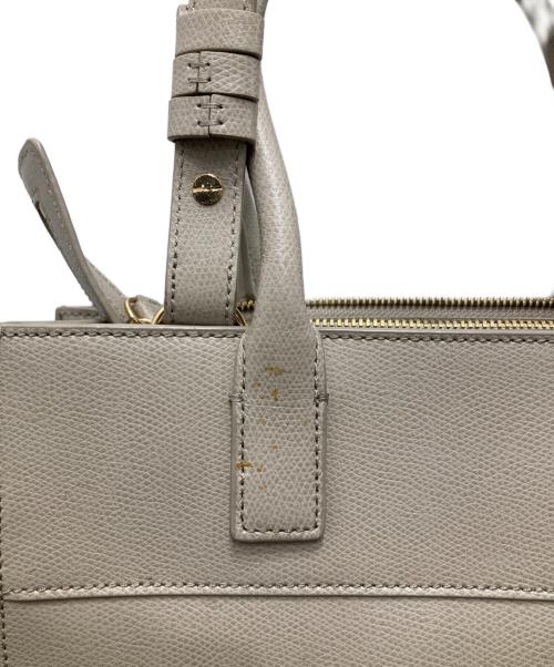 EMPORIO ARMANI（エンポリオアルマーニ）EMPORIO ARMANI (エンポリオアルマーニ) 2WAYショルダーバッグ グレージュの古着・服飾アイテム