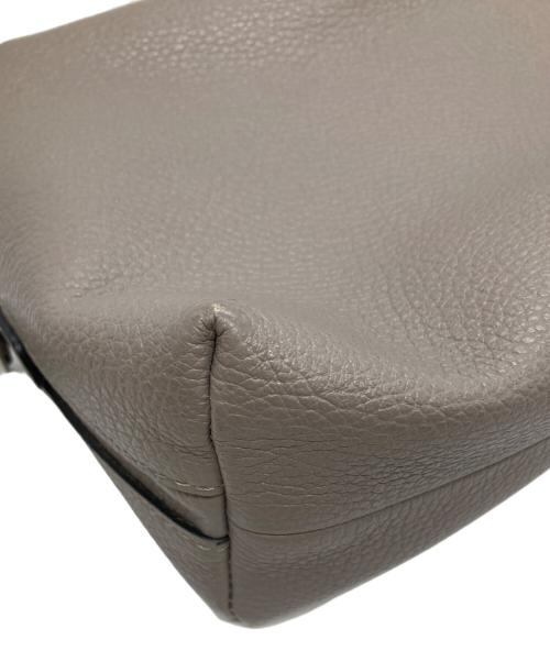 GIANNI CHIARINI（ジャンニ キアリーニ）GIANNI CHIARINI (ジャンニ キアリーニ) 2WAYショルダーバッグ ベージュの古着・服飾アイテム