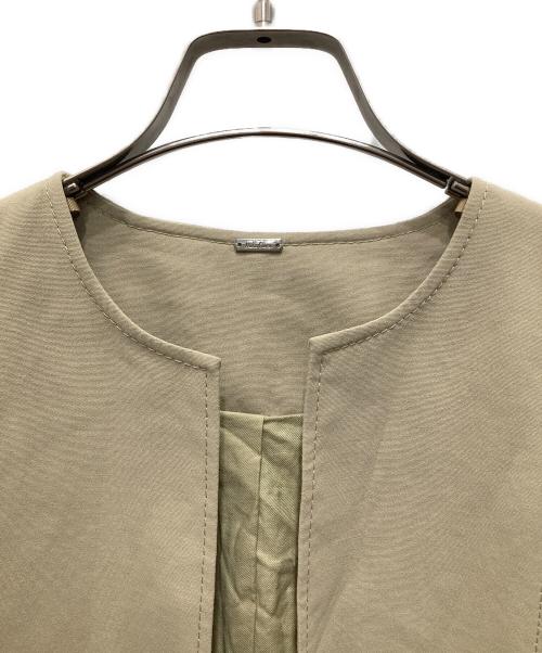 Mila Owen（ミラオーウェン）Mila Owen (ミラオーウェン) サッシュベルト付AラインノーカラーCT グリーンの古着・服飾アイテム