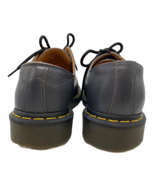 Dr.Martens（ドクターマーチン）Dr.Martens (ドクターマーチン) 3ホールシューズ グレー サイズ:UK7の古着・服飾アイテム