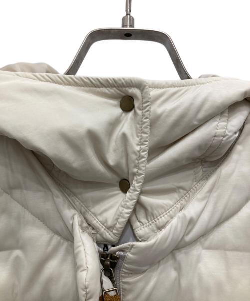 AIGLE（エーグル）AIGLE (エーグル) ドゥリキルティングフーデッドコート ホワイト サイズ:36の古着・服飾アイテム