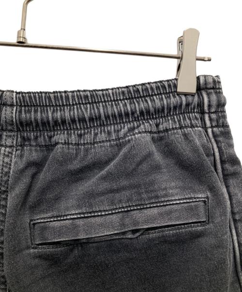 DIESEL（ディーゼル）DIESEL (ディーゼル) D-BOXY-NE グレー サイズ:Sの古着・服飾アイテム