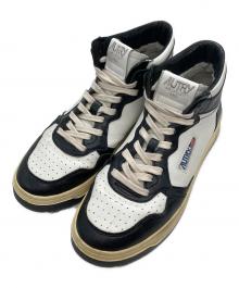 AUTRY（オートリ―）の古着「ハイカットスニーカー」｜ホワイト