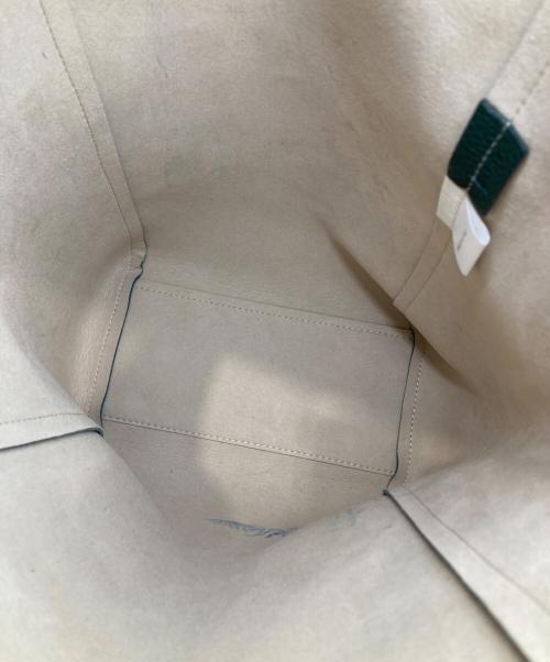 RIEMPIRE（リエンピーレ）RIEMPIRE (リエンピーレ) ALIDA TALL 2wayソフトレザー縦型ショルダーバッグ オリーブの古着・服飾アイテム