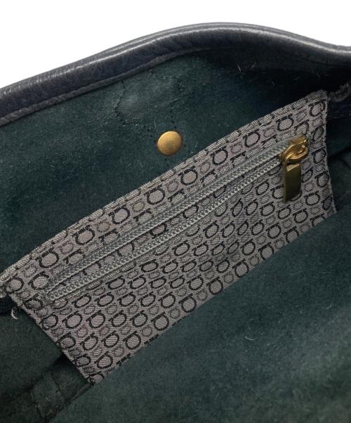 Salvatore Ferragamo（サルヴァトーレ フェラガモ）Salvatore Ferragamo (サルヴァトーレ フェラガモ) ガンチーニ金具レザーバッグ ブラックの古着・服飾アイテム