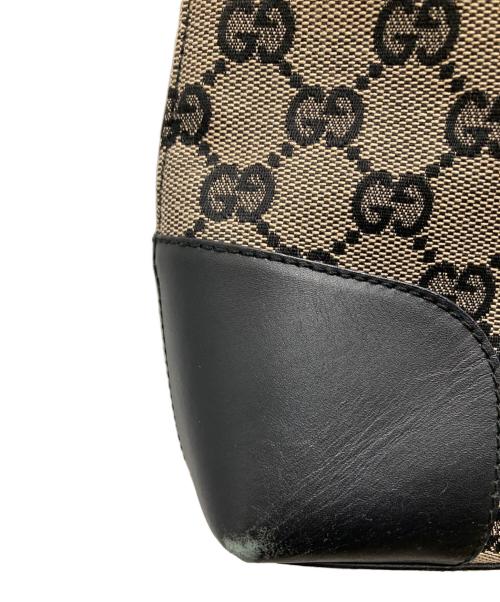 GUCCI（グッチ）GUCCI (グッチ) GGキャンバスワンショルダーバッグ ブラック×ベージュの古着・服飾アイテム