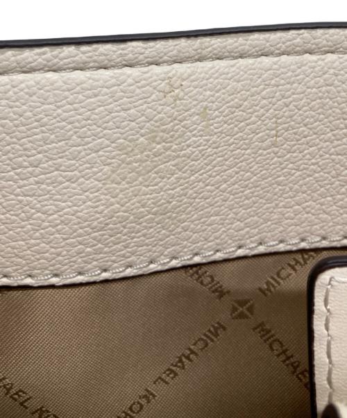 MICHAEL KORS（マイケル・コース）MICHAEL KORS (マイケル・コース) HAMILTON サッチェル ミディアム ベージュの古着・服飾アイテム