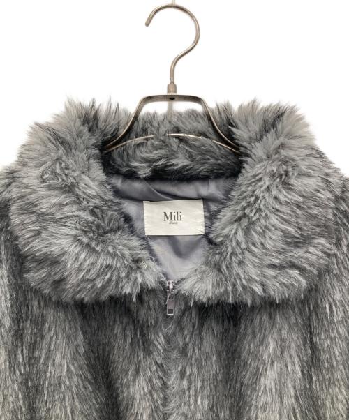 Mili affinity（ミリアフィニティー）mili affinity (ミリアフィニティー) フェイクファーショート丈ダブルジップジャケット グレー サイズ:Ｆの古着・服飾アイテム