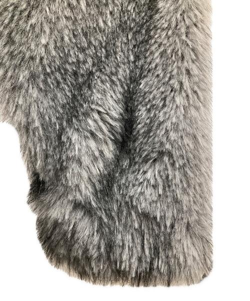 Mili affinity（ミリアフィニティー）mili affinity (ミリアフィニティー) フェイクファーショート丈ダブルジップジャケット グレー サイズ:Ｆの古着・服飾アイテム