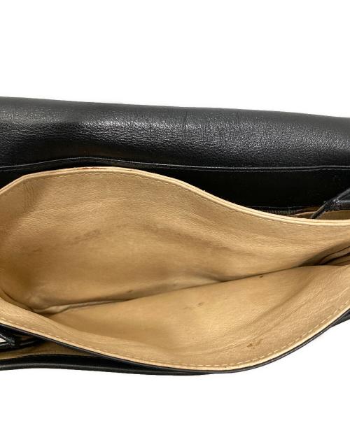 MCM（エムシーエム）MCM (エムシーエム) レザーフラップショルダーバッグ ブラックの古着・服飾アイテム