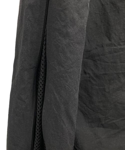 ALOUND（アラウンド）alound (アラウンド) ツータックテーパードナイロンパンツ ブラック サイズ:Mの古着・服飾アイテム