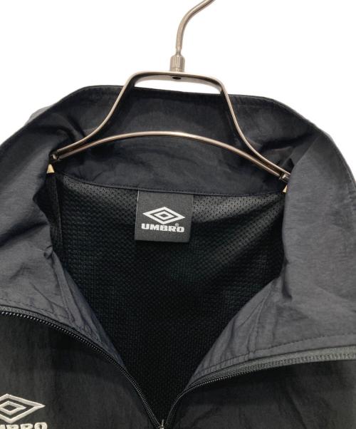 UMBRO（アンブロ）UMBRO (アンブロ) JOINT WORKS (ジョイントワークス) 別注TRACK JACKET ブラック サイズ:Sの古着・服飾アイテム