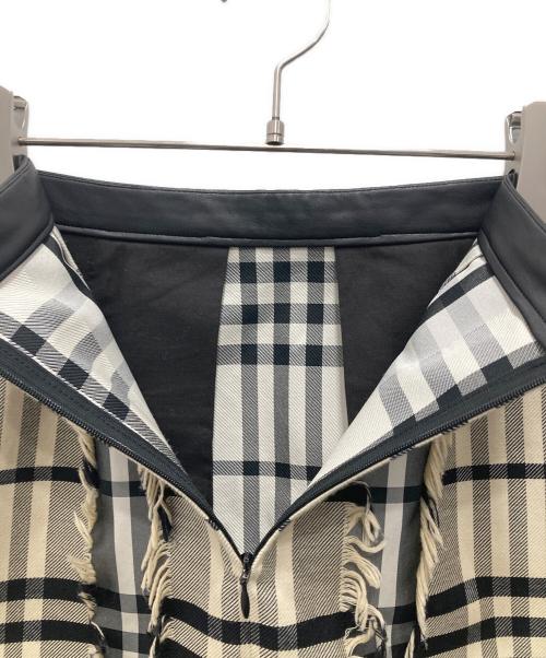 TOMORROW LAND collection（トゥモローランドコレクション）TOMORROW LAND collection (トゥモローランドコレクション) カットタータンチェック トラペーズスカート ベージュ×ブラック サイズ:36の古着・服飾アイテム