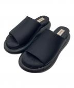 ENFOLDエンフォルド）の古着「Floating Sandals/フローティング サンダルズ」｜ブラック