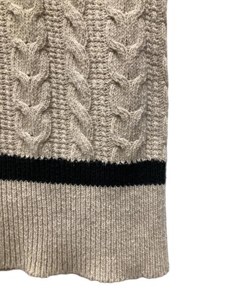 BEAUTY&YOUTH（ビューティーアンドユース）BEAUTY&YOUTH (ビューティーアンドユース) ケーブルチルデンニットベスト ベージュ サイズ:Fの古着・服飾アイテム