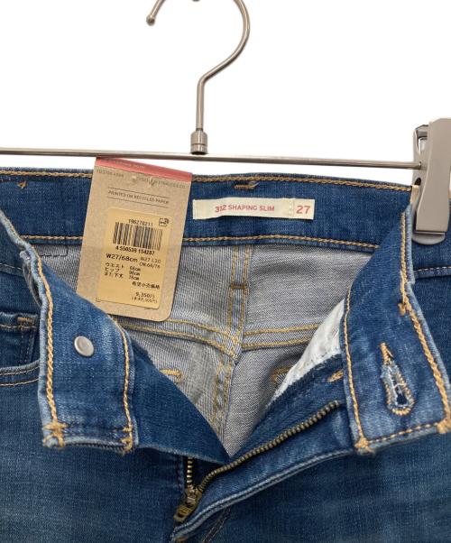 LEVI'S（リーバイス）LEVI'S (リーバイス) シェイピング スリム ストレッチ ジーンズ ブルー サイズ:W27 未使用品の古着・服飾アイテム