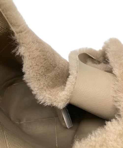 Whim Gazette（ウィムガゼット）Whim Gazette (ウィムガゼット) トスカーナムートンチェーンバッグ ベージュ サイズ:Fの古着・服飾アイテム