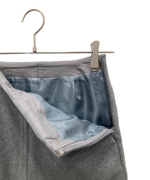 Spick and Span（スピック＆スパン）Spick and Span (スピック＆スパン) メルトンAラインミニスカート グレー サイズ:36の古着・服飾アイテム