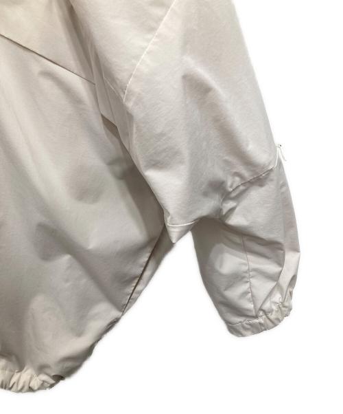 emmi atelier（エミアトリエ）emmi atelier (エミアトリエ) 撥水ecoパッカブルジャケット アイボリー サイズ:Fの古着・服飾アイテム