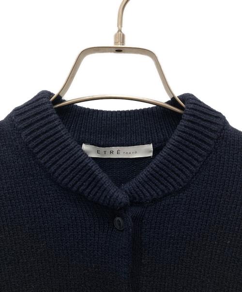 ETRE TOKYO（エトレトウキョウ）ETRE TOKYO (エトレトウキョウ) フロントボタンミドルゲージニットプルオーバー ネイビー サイズ:Ｆの古着・服飾アイテム