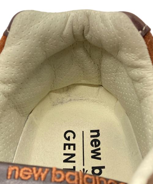 NEW BALANCE（ニューバランス）NEW BALANCE (ニューバランス) 991ローカットスニーカー ベージュ×ブラウン サイズ:UK9 1/2の古着・服飾アイテム