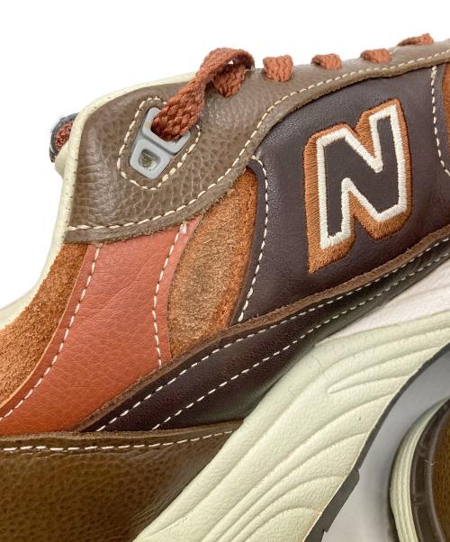 NEW BALANCE（ニューバランス）NEW BALANCE (ニューバランス) 991ローカットスニーカー ベージュ×ブラウン サイズ:UK9 1/2の古着・服飾アイテム