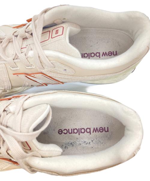 NEW BALANCE（ニューバランス）NEW BALANCE (ニューバランス) BEAUTY&YOUTH (ビューティーアンドユース) 別注1906スニーカー アイボリー サイズ:29の古着・服飾アイテム