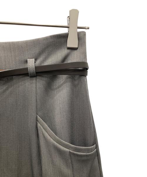 JILL BY JILLSTUART（ジル バイ ジルスチュアート）JILL BY JILLSTUART (ジル バイ ジルスチュアート) ベルト付スカート グレー サイズ:Mの古着・服飾アイテム