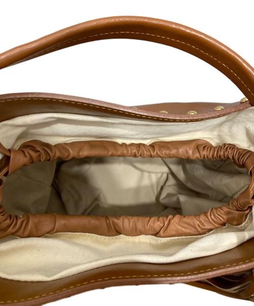 CHRISTIAN VILLA（クリスチャンヴィラ）CHRISTIAN VILLA (クリスチャンヴィラ) 2wayスタッズショルダーバッグ ブラウンの古着・服飾アイテム