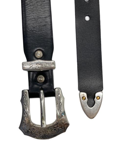 TOGA ARCHIVES（トーガアーカイブス）TOGA ARCHIVES (トーガアーカイブス) ウエスタンダブルバックルレザーベルト ブラックの古着・服飾アイテム