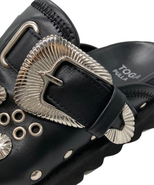 TOGA PULLA（トーガ プルラ）TOGA PULLA (トーガ プルラ) Eyelet Metal Sabot/アイレット・メタル・サボ ブラック サイズ:36の古着・服飾アイテム